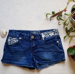 Jean Shorts with Cute Pockets